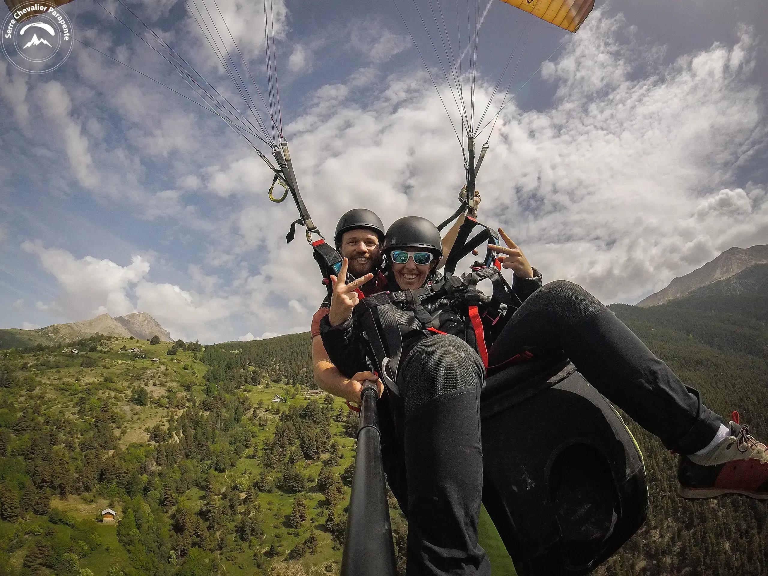 Photo d'un vol en parapente à Serre Chevalier