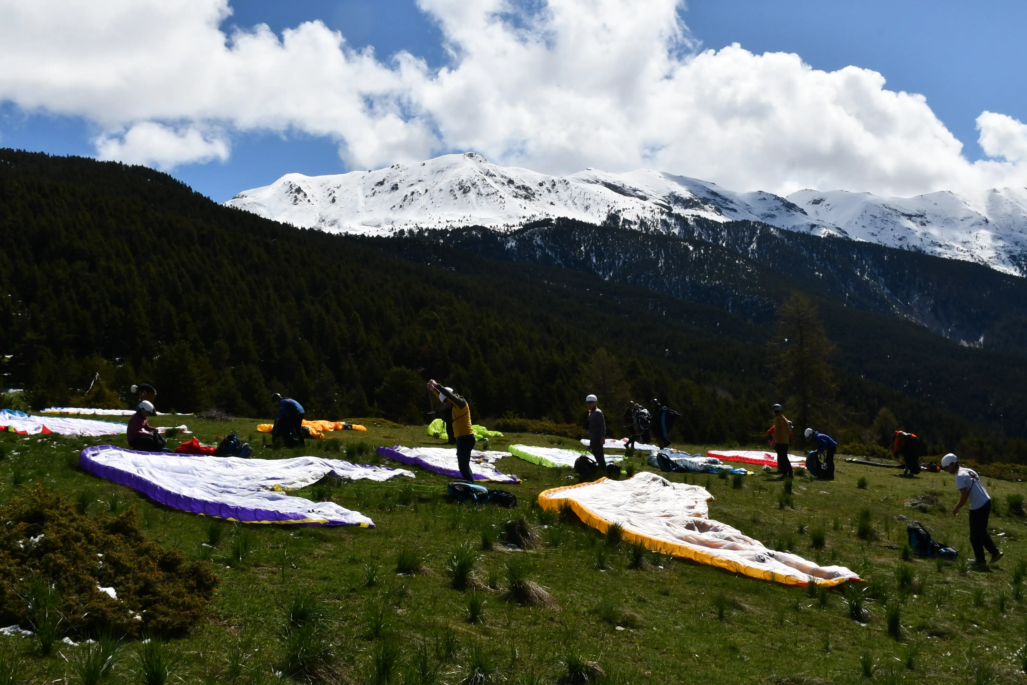 Vol en parapente au dessus de la Valée de Serre Chevalier Briançon